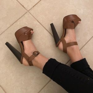 Steve Madden brown leather heels